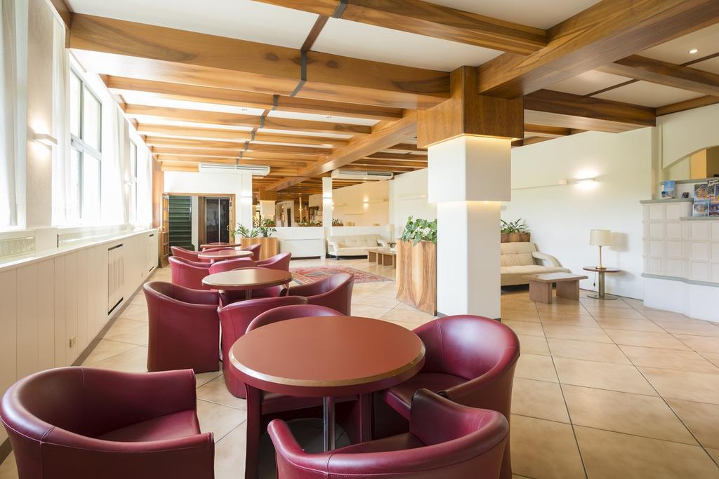 Hotel Bavaria レーヴィコ・テルメ エクステリア 写真