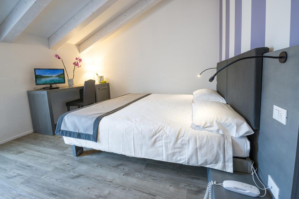 Hotel Bavaria レーヴィコ・テルメ エクステリア 写真