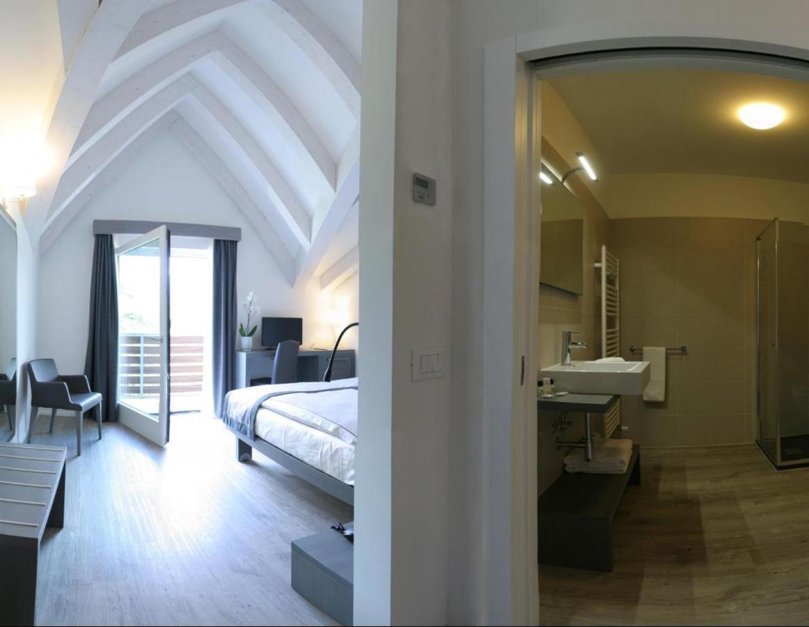 Hotel Bavaria レーヴィコ・テルメ エクステリア 写真